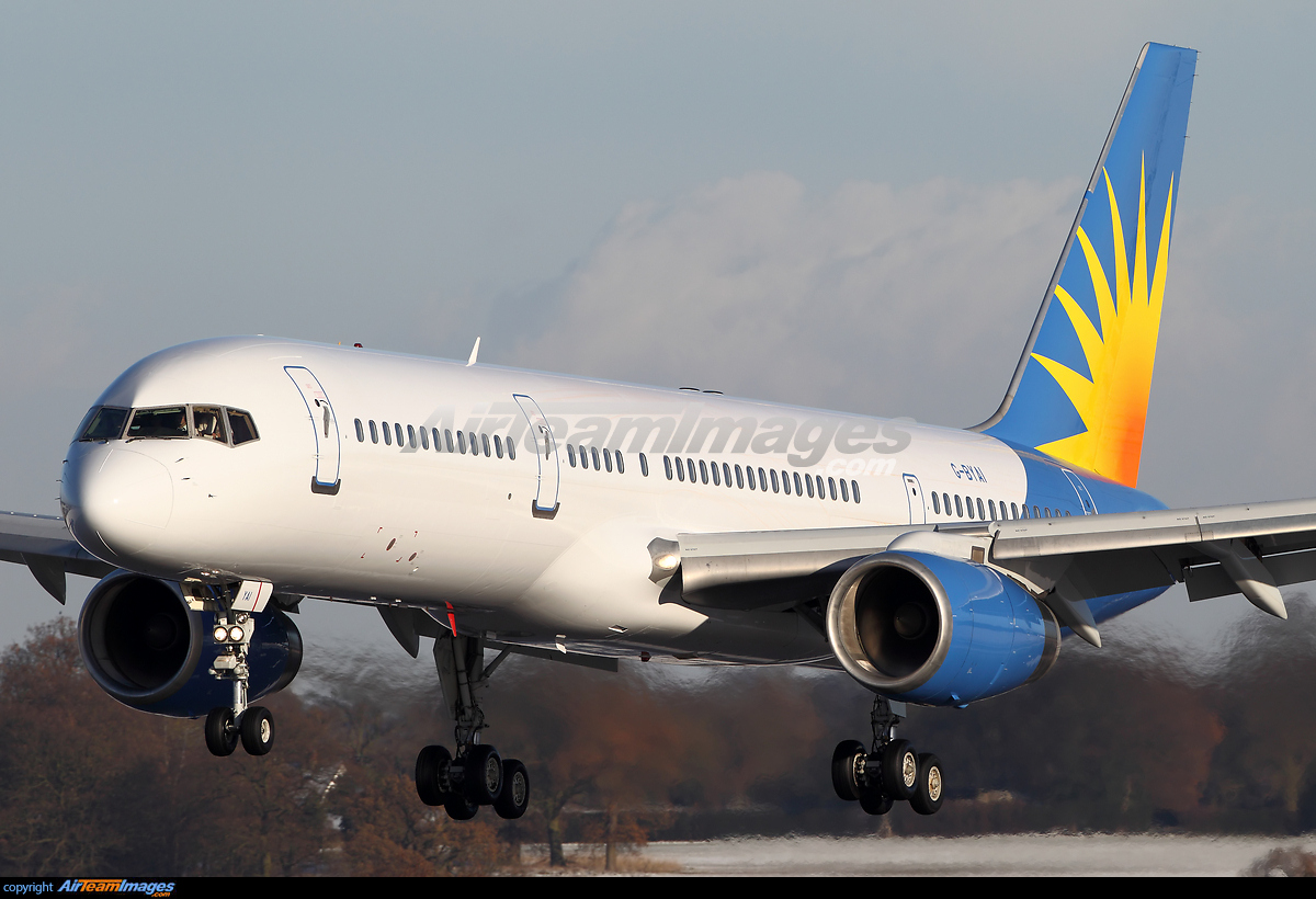 Boeing 757 204 Large Preview AirTeamImages