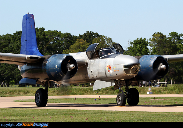 Douglas B-26C Invader (N4818E) Aircraft Pictures & Photos ...