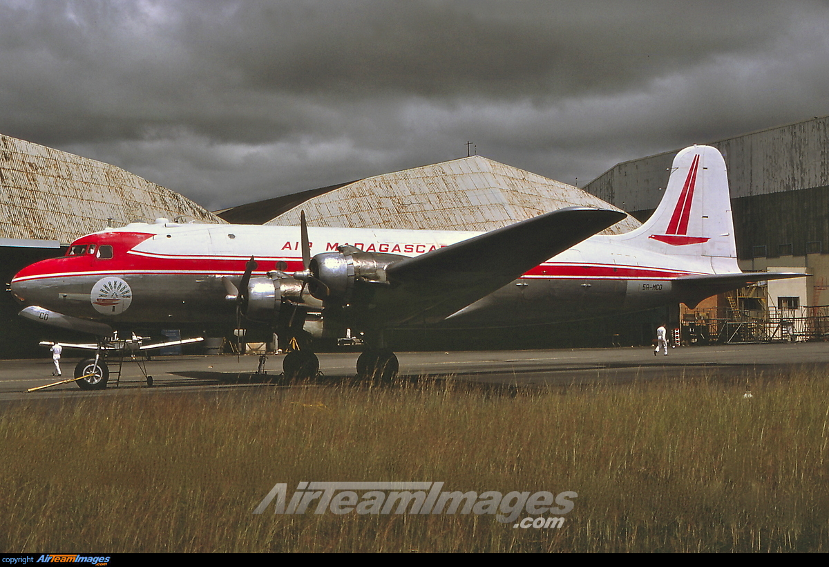 Douglas Dc 4 1009 Large Preview