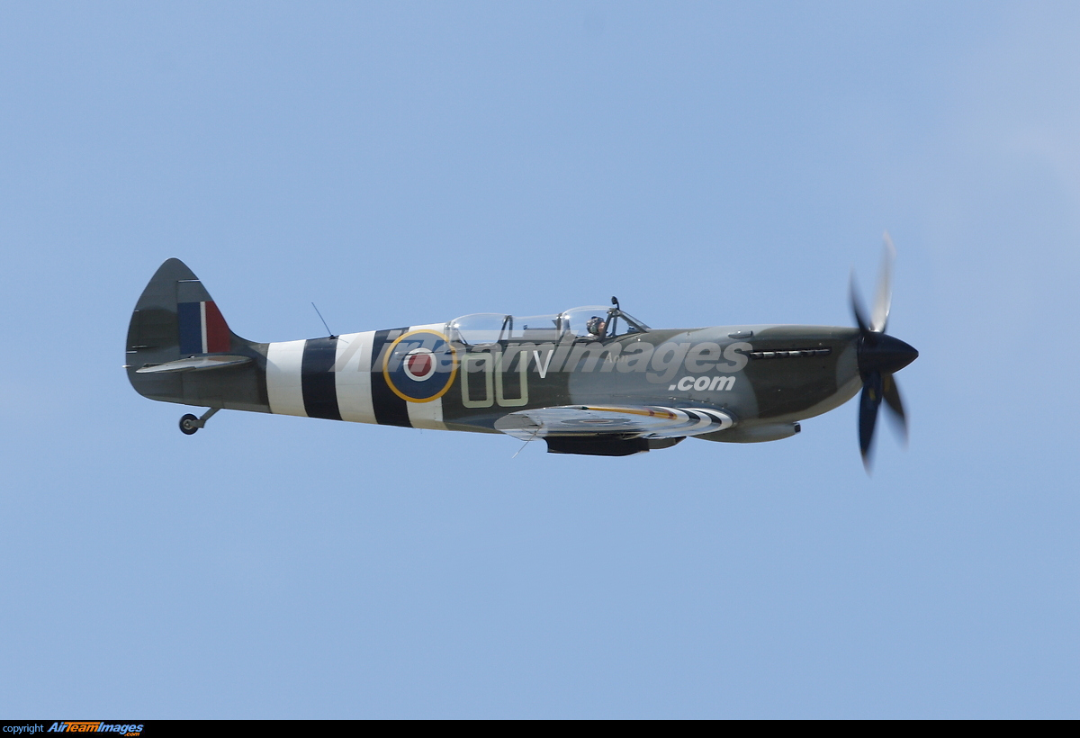 Supermarine Spitfire Mk IX Large Preview AirTeamImages