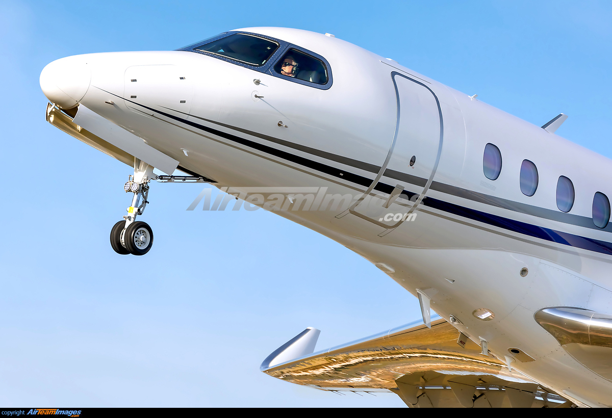 Cessna 700 Citation Longitude Large Preview AirTeamImages