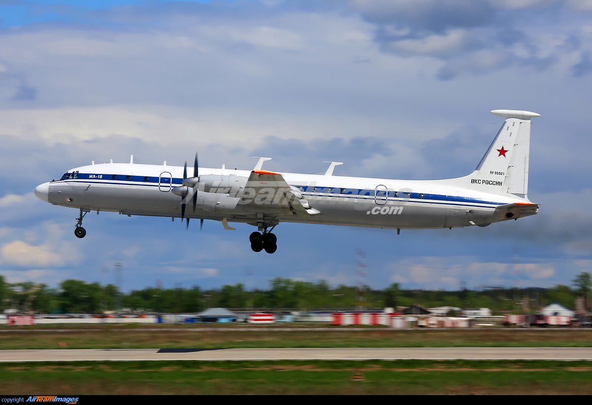 Ilyushin Il 18M Large Preview AirTeamImages