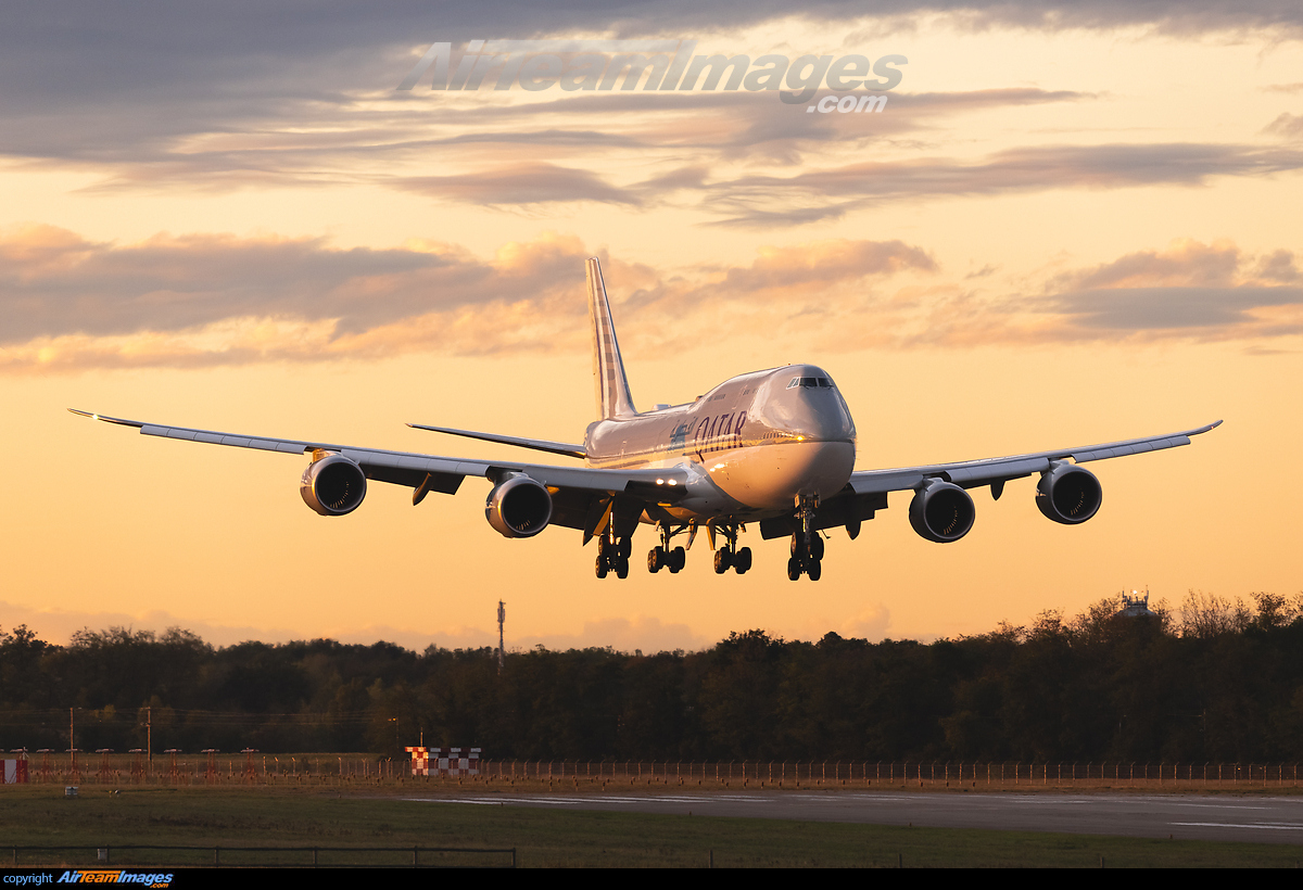 Boeing Business Jet 747 VIP Large Preview AirTeamImages