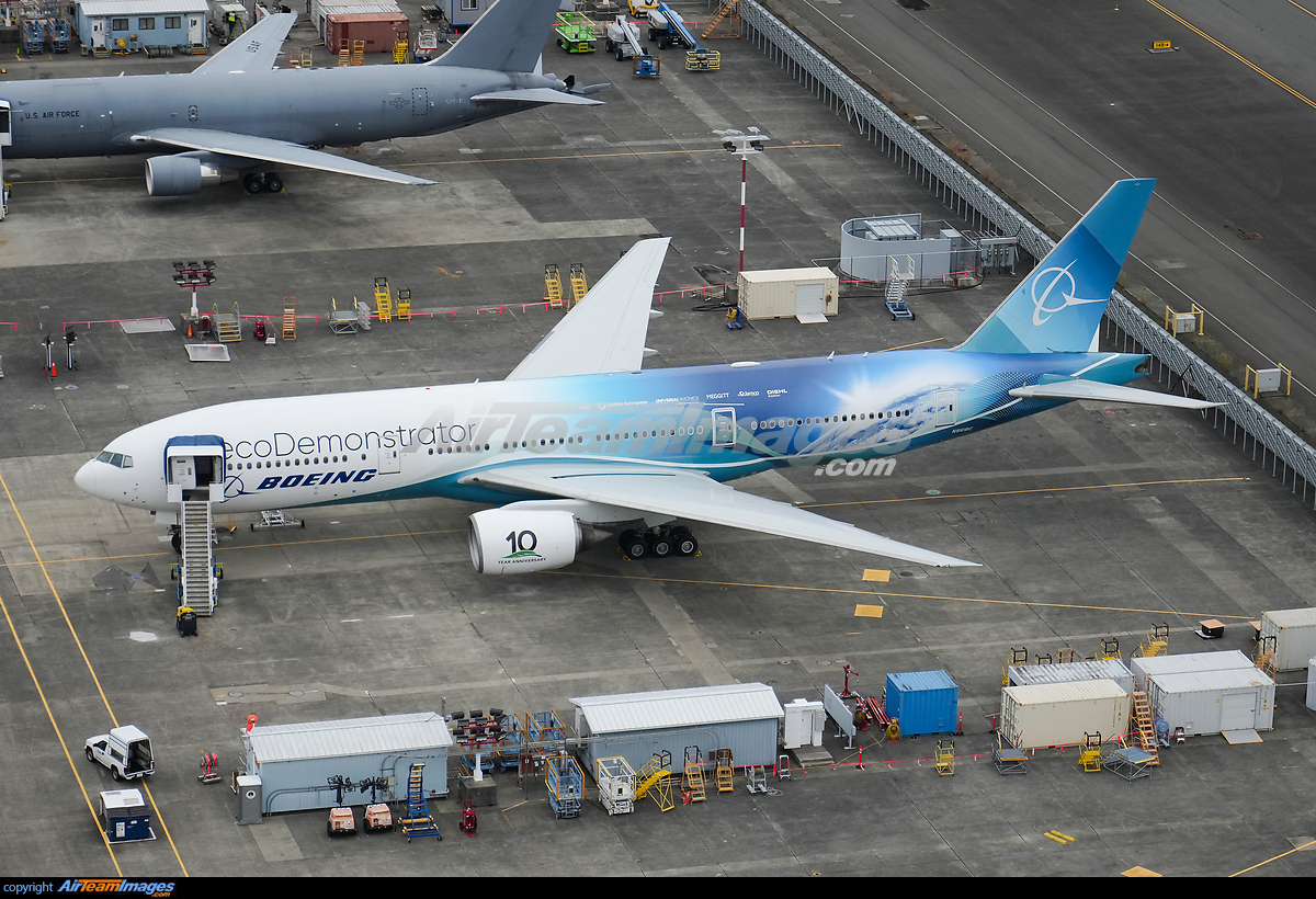 Boeing 777 212 ER Large Preview AirTeamImages