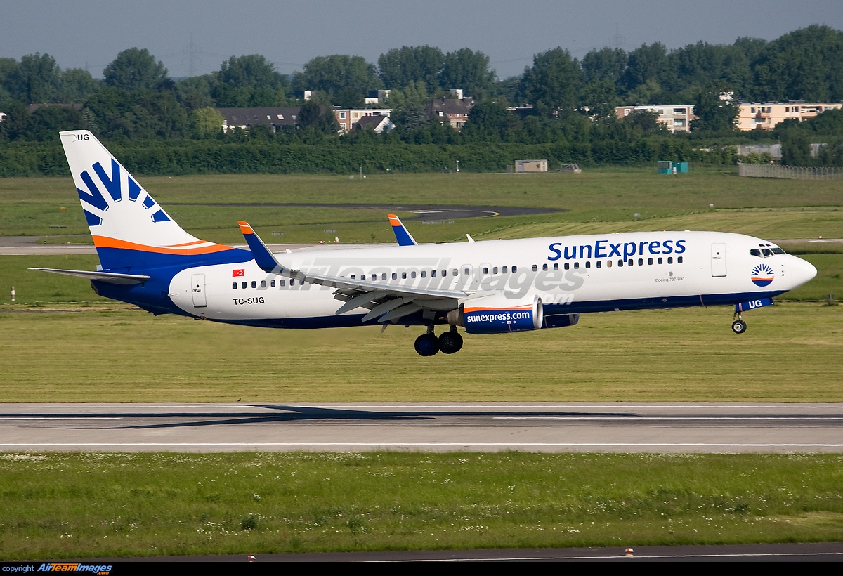 Boeing - 737-800 - Large Preview - AirTeamImages.com