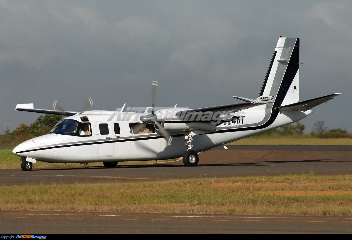 Aero Commander 690B - Large Preview - AirTeamImages.com