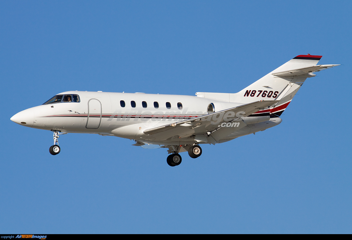 Hawker 800XP - Large Preview - AirTeamImages.com