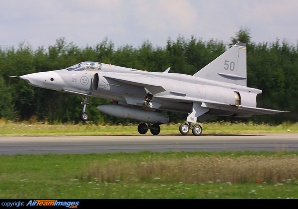 Saab J37 Viggen (37951) Aircraft Pictures & Photos - AirTeamImages.com