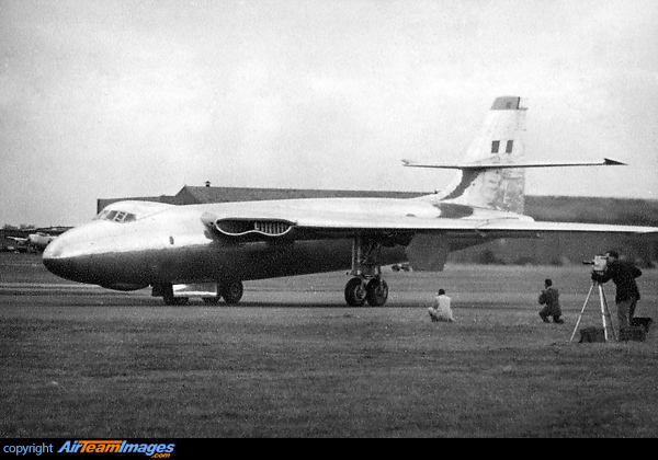 Vickers Valiant B1 (WB215) Aircraft Pictures & Photos - AirTeamImages.com