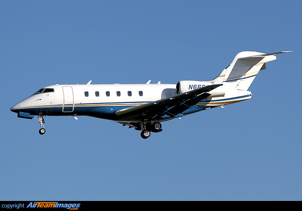 Bombardier Challenger 300 (N660AL) Aircraft Pictures & Photos ...