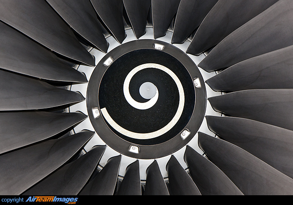 IAE V2524-A5 Engine (PT-MZE) Aircraft Pictures & Photos - AirTeamImages.com