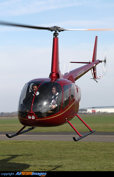 Robinson Helicopters  Wellesbourne Mountford