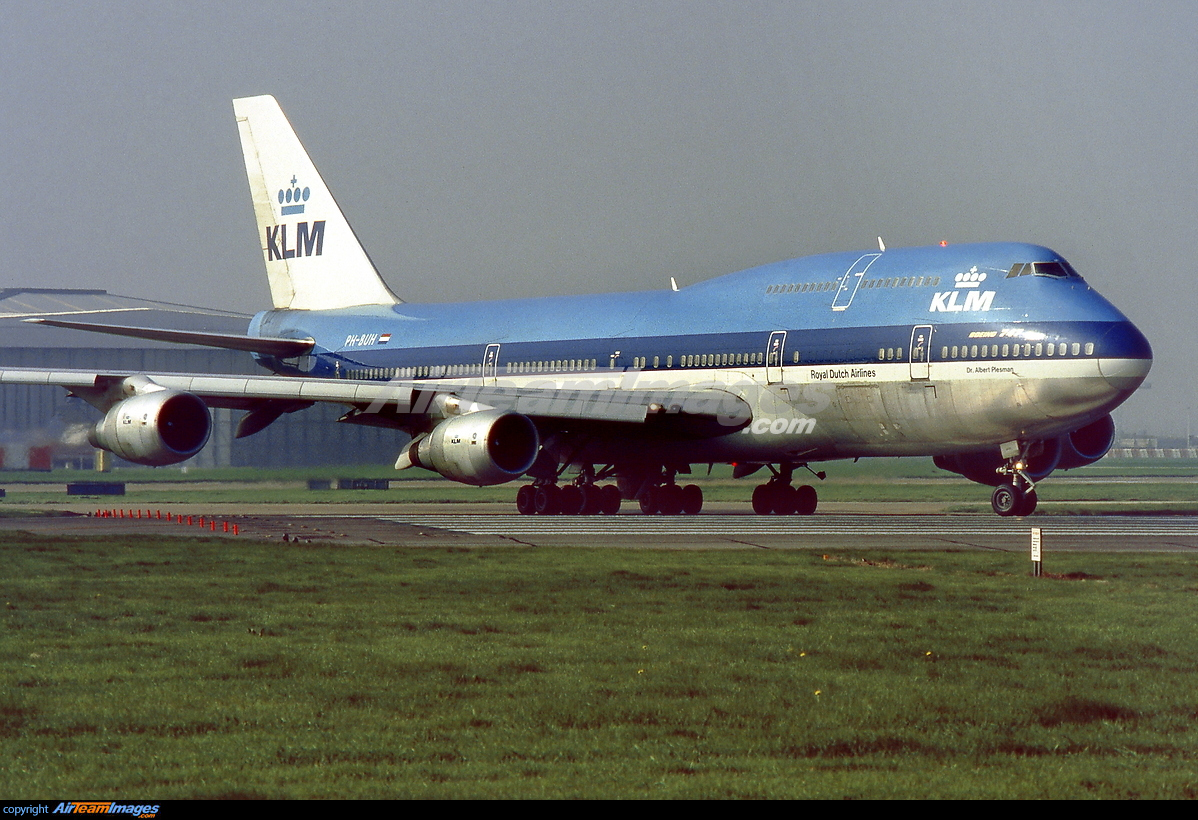 Boeing 747-206b - Large Preview - Airteamimages.com