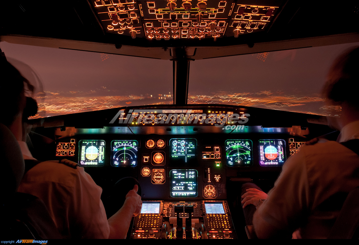 Airbus A321-131 - Large Preview - AirTeamImages.com