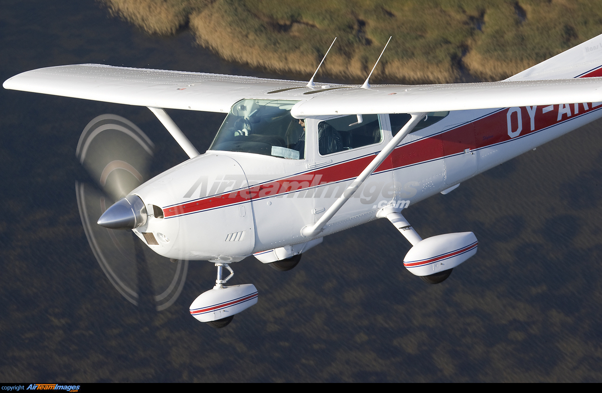 Cessna 182P Skylane Large Preview AirTeamImages Com