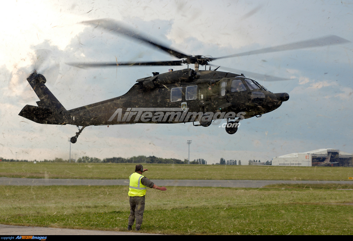 Sikorsky UH-60A(C) Black Hawk - Large Preview - AirTeamImages.com