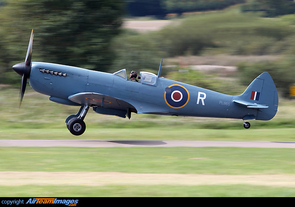 Supermarine Spitfire Mk.XI (G-MKXI) Aircraft Pictures & Photos ...