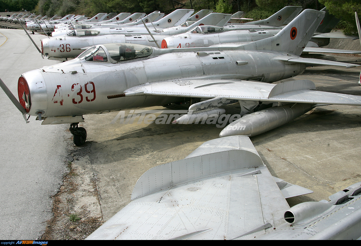 Shenyang F 6 4 39 Aircraft Pictures Photos Airteamimages Com