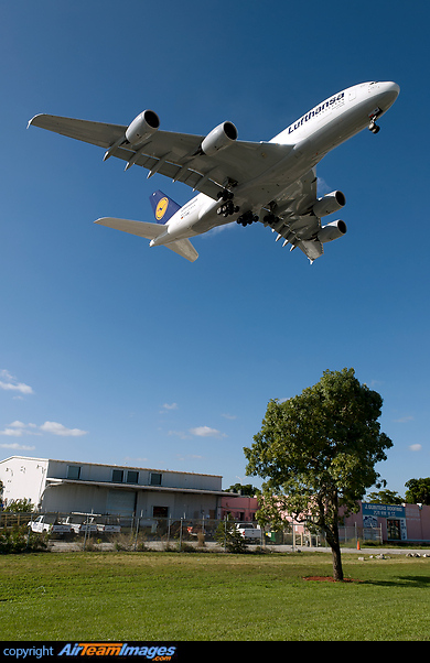 Airbus A380-841 (D-AIMC) Aircraft Pictures & Photos - AirTeamImages.com