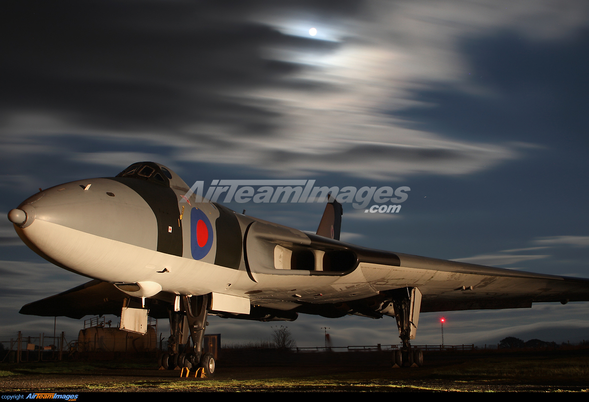 Avro Vulcan B2MRR - Large Preview - AirTeamImages.com