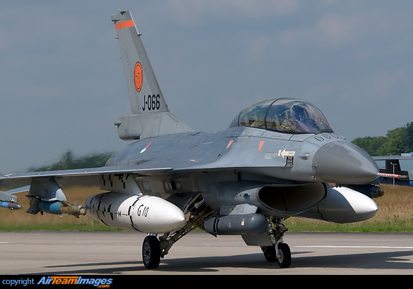 F-16BM Fighting Falcon (J-066) Aircraft Pictures & Photos ...