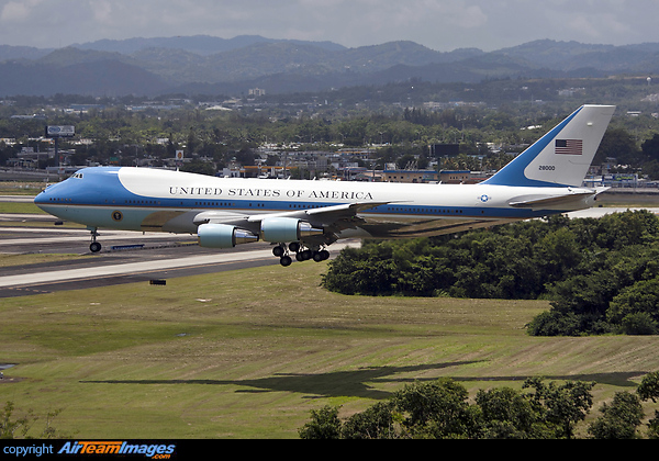 Boeing VC-25A (82-8000) Aircraft Pictures & Photos ...