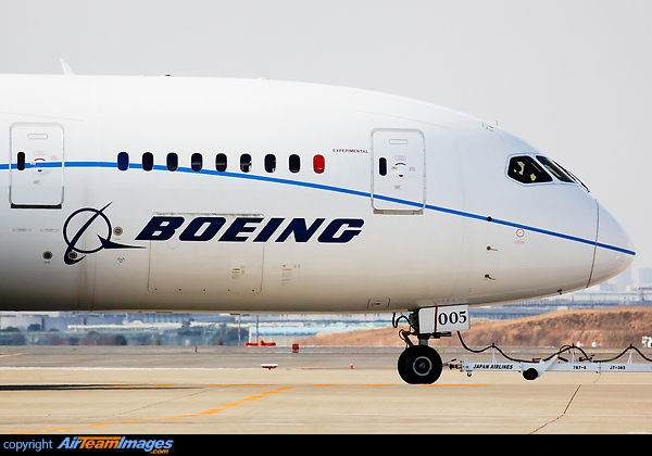 Boeing 787-8 Dreamliner (N787FT) Aircraft Pictures & Photos ...