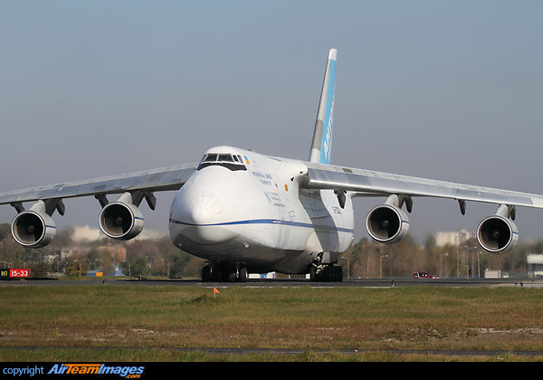 Antonov An-124-100-150 Ruslan (UR-82072) Aircraft Pictures & Photos ...