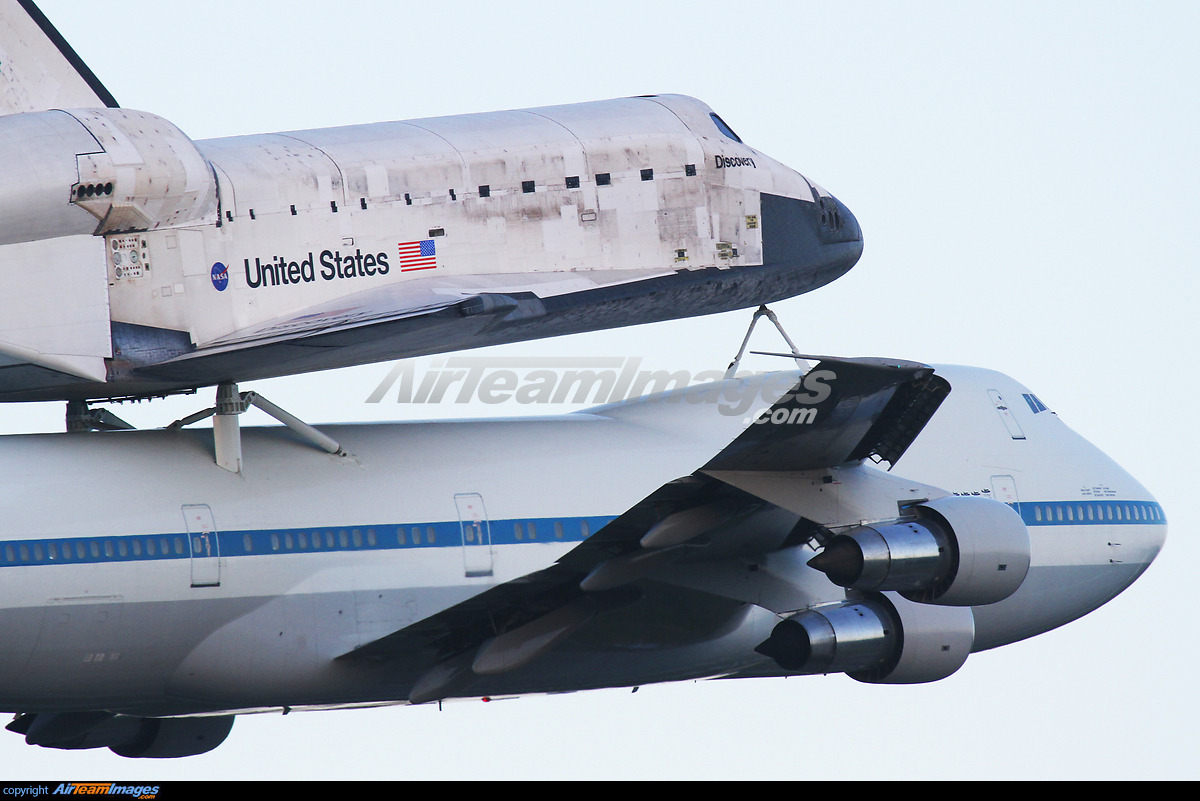 Boeing 747 And Space Shuttle Large Preview