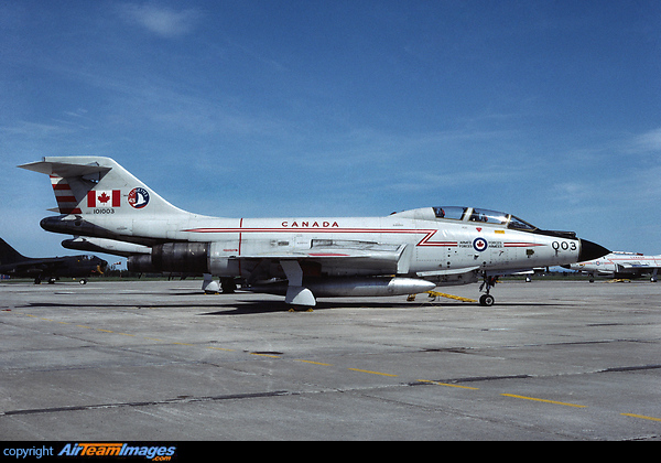 McDonnell CF-101B-65-MC Voodoo (101003) Aircraft Pictures & Photos ...