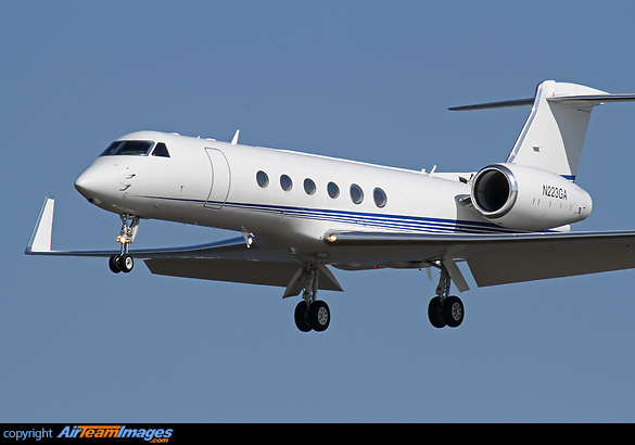 Gulfstream V (N223GA) Aircraft Pictures & Photos - AirTeamImages.com