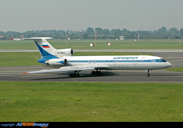 Tupolev Tu-154M (RA-85811) Aircraft Pictures & Photos - AirTeamImages.com