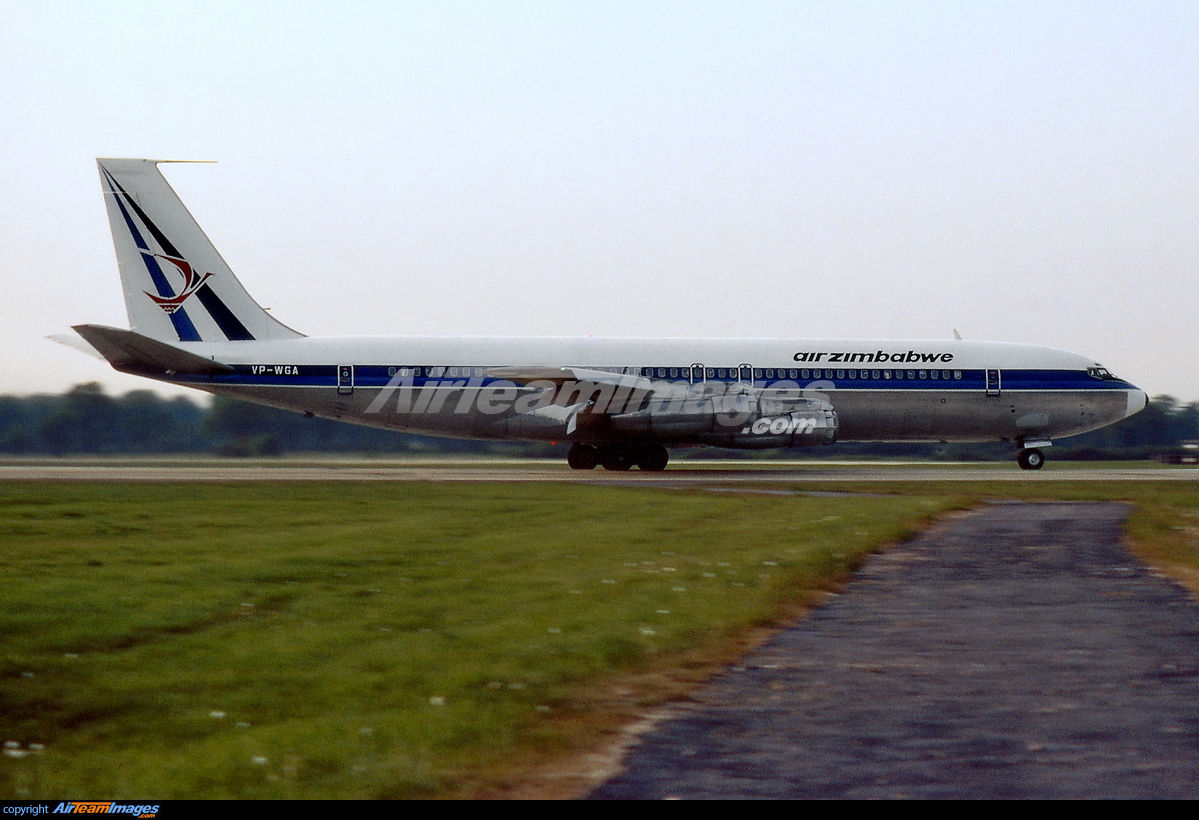 Boeing 707-330C - Large Preview - AirTeamImages.com