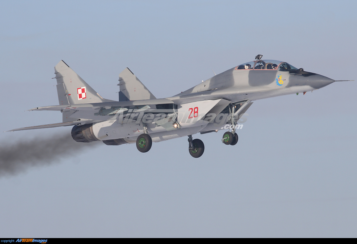 Mikoyan-Gurevich MiG-29UB - Large Preview - AirTeamImages.com