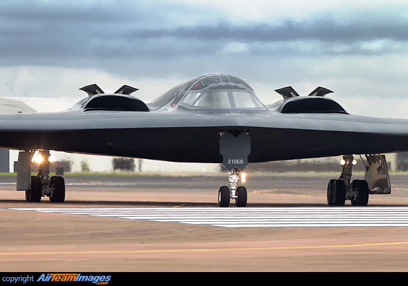 Northrop B-2A Spirit (82-1068) Aircraft Pictures & Photos ...