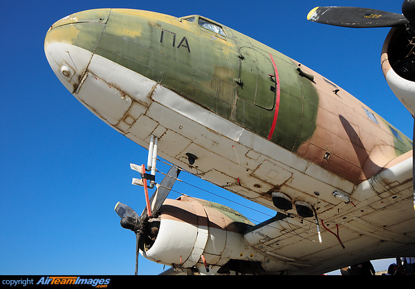 Douglas C-47A Skytrain (DC-3) (492622) Aircraft Pictures & Photos ...