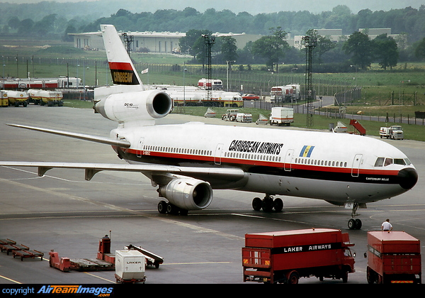 McDonnell Douglas DC-10-10 (G-BBSZ) Aircraft Pictures & Photos ...