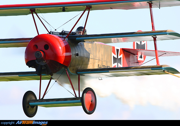 Fokker DR1 Triplane (G-BVGZ) Aircraft Pictures & Photos - AirTeamImages.com