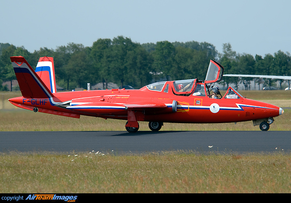 Fouga CM-170R-1 Magister (F-GLHF) Aircraft Pictures & Photos ...