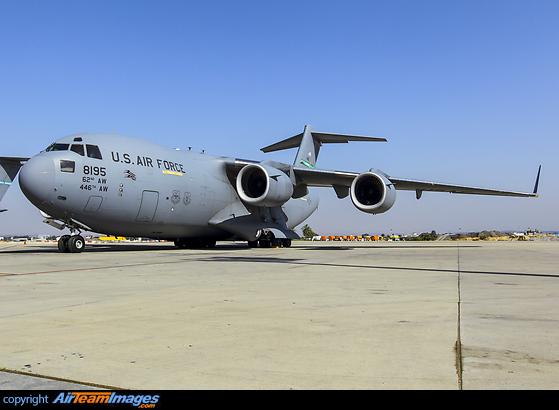 Boeing C-17A Globemaster III (08-8195) Aircraft Pictures & Photos ...