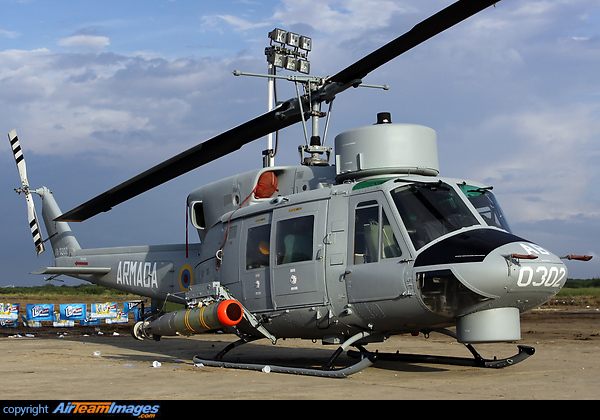 Bell UH-1 Iroquois 174989_800