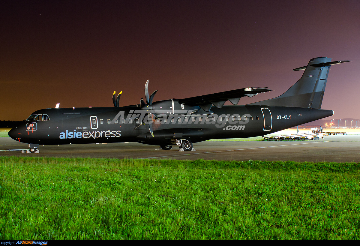 ATR 72-500 (OY-CLY) Aircraft Pictures & Photos 