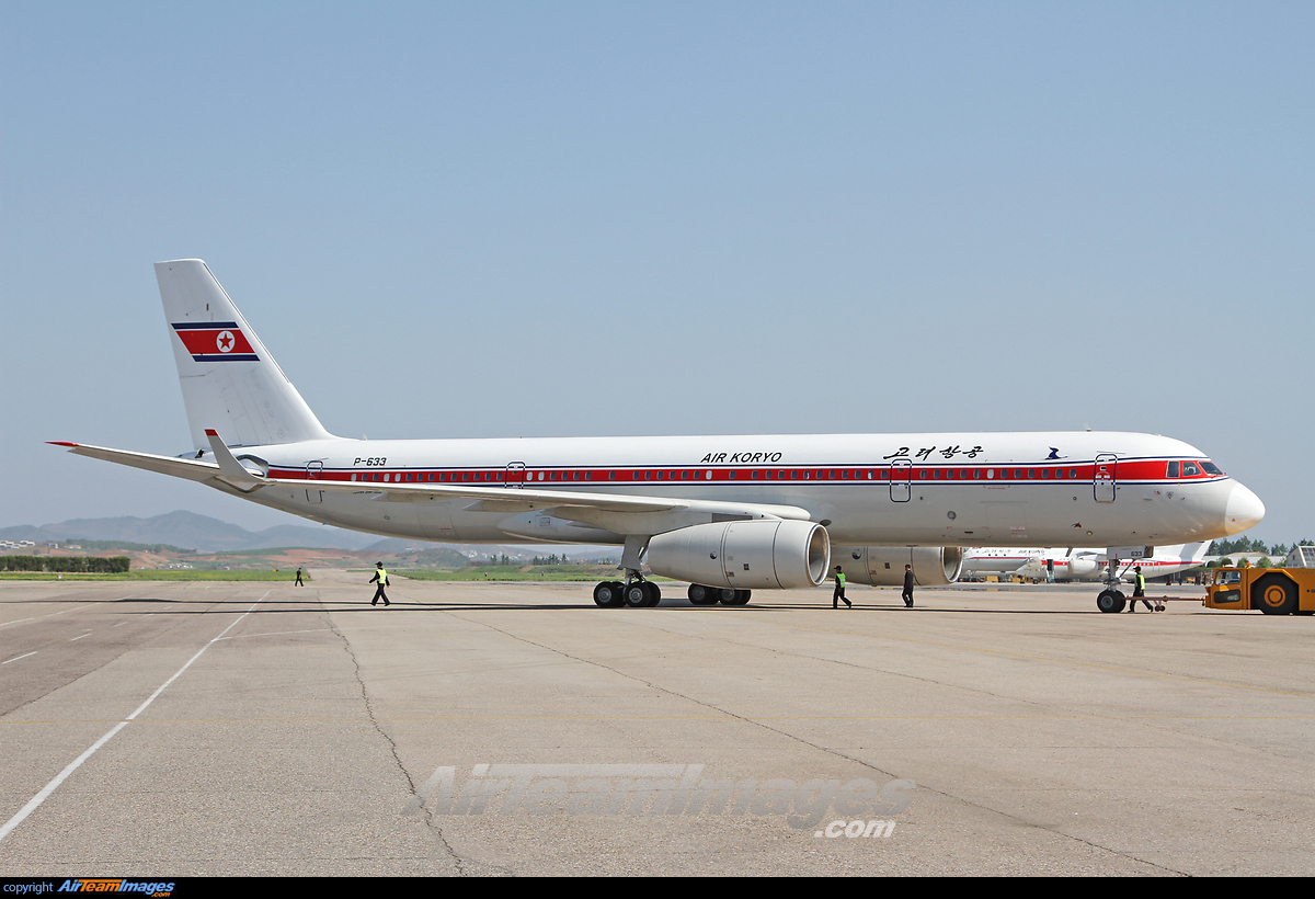 Tupolev Tu-204-100B - Large Preview - AirTeamImages.com