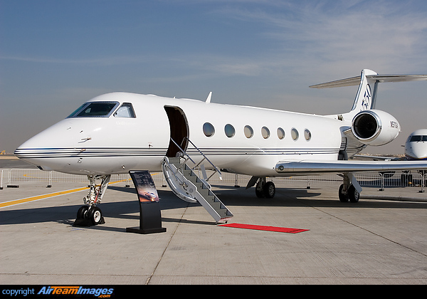 Gulfstream G550 (N571GA) Aircraft Pictures & Photos - AirTeamImages.com