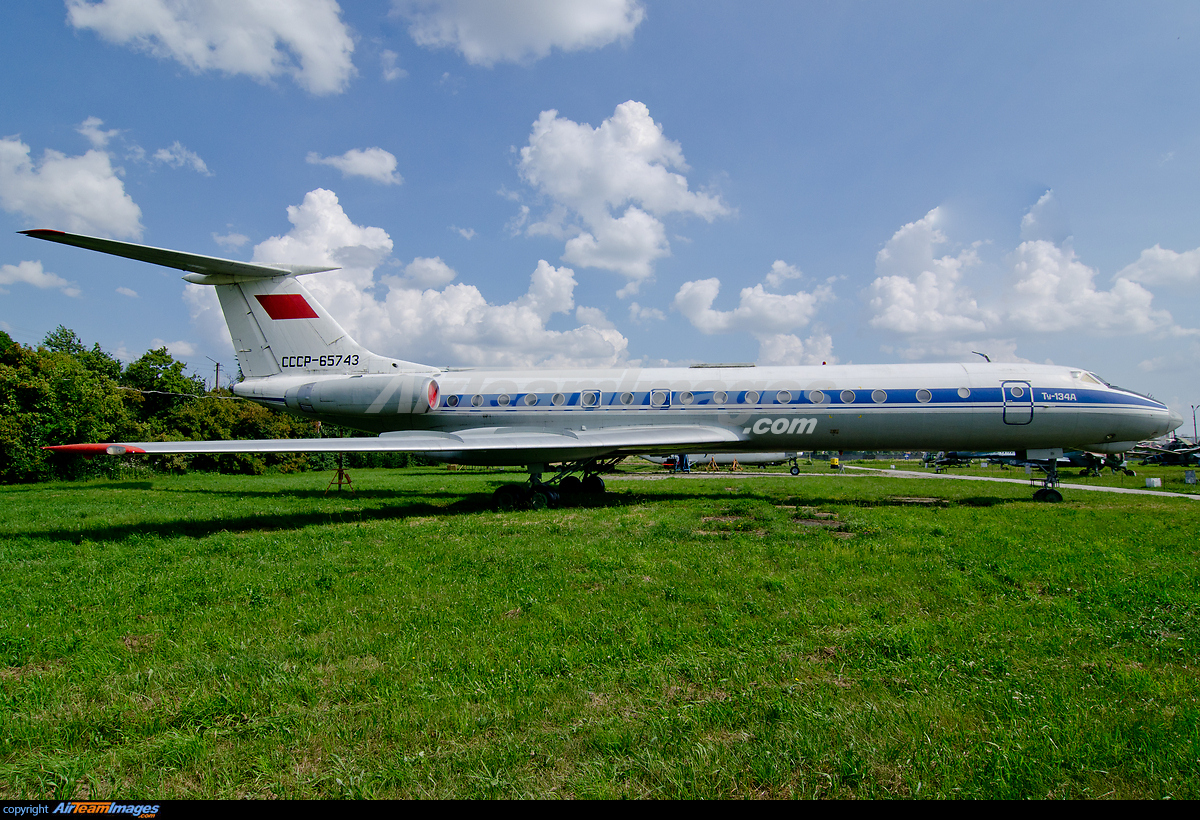 Tupolev Tu-134a - Large Preview - Airteamimages.com