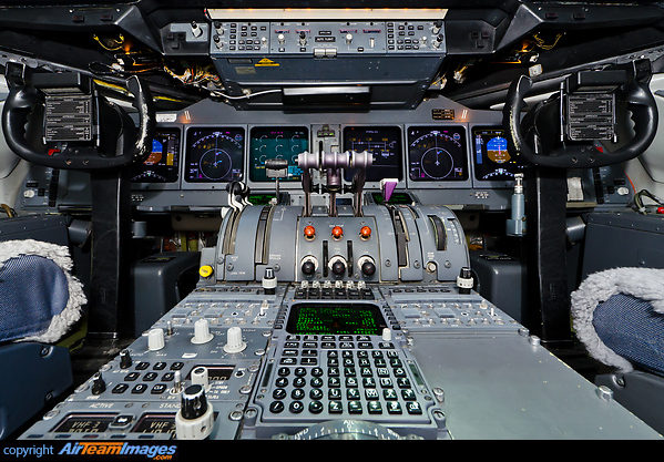 McDonnell Douglas MD-11F (D-ALCS) Aircraft Pictures & Photos ...