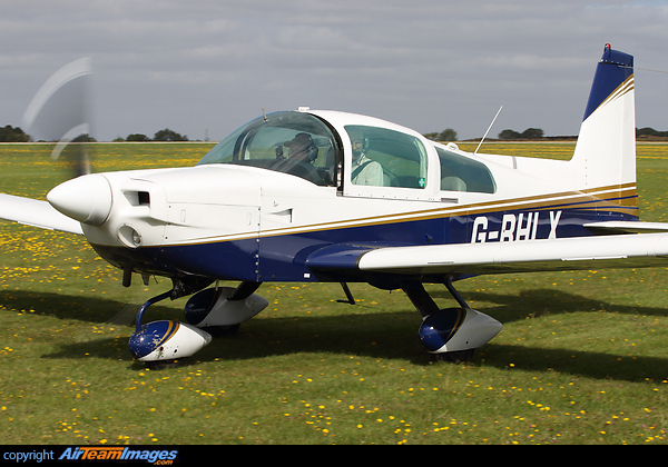 Grumman American AA-5B Tiger (G-BHLX) Aircraft Pictures & Photos ...