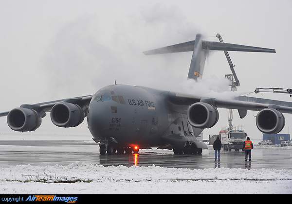 Boeing C-17A Globemaster III (01-0194) Aircraft Pictures & Photos ...