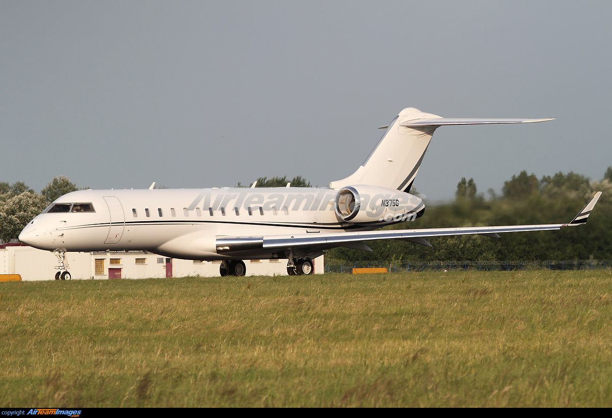 Bombardier Global Express XRS - Large Preview - AirTeamImages.com