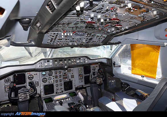 Airbus A300b4-605r (g-ojmr) Aircraft Pictures & Photos - Airteamimages.com